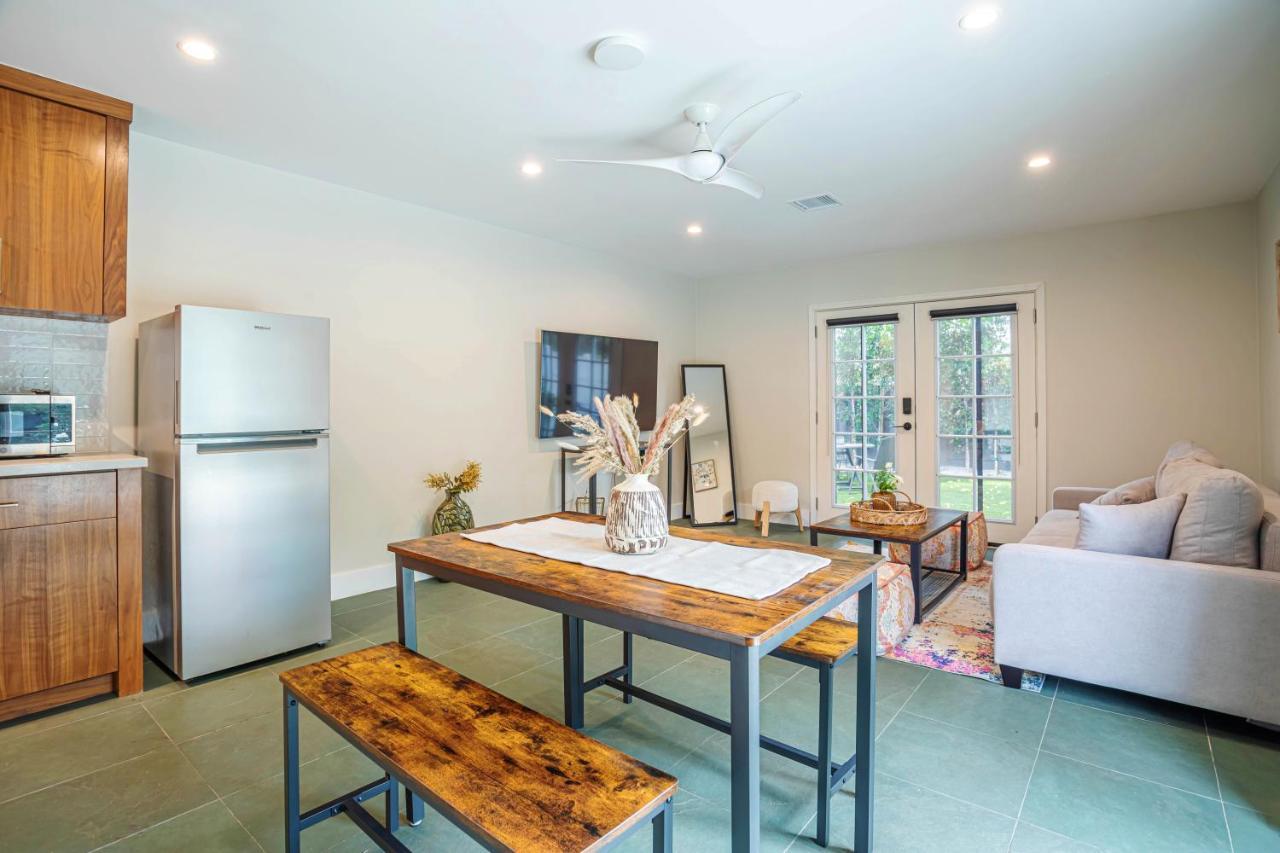 Serene 1 Bed Guest House With Patio Sleeps 6 Los Angeles Exterior photo